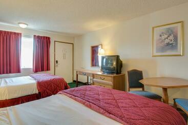 هتل Bridgeway Inn & Suites