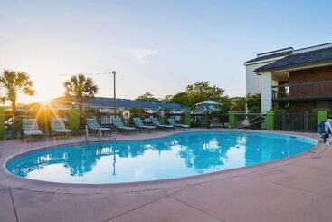 ホテル Garnet Inn & Suites, Morehead City Near Atlantic Beach