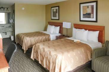 Отель Quality Inn Columbus, Ms