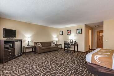 בית מלון כפרי Quality Inn Schenectady  Albany