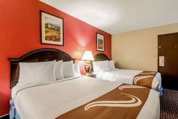 ホテル Quality Inn South