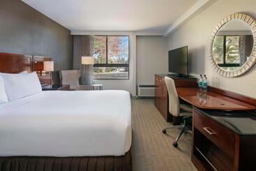 فندق Sonesta Charlotte Lower South End