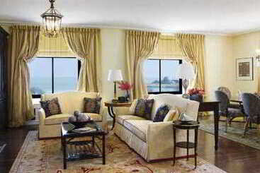 فندق The Blackstone, Autograph Collection