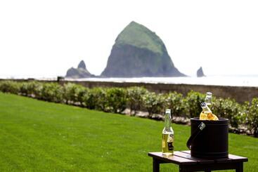 مُتل Surfsand Resort