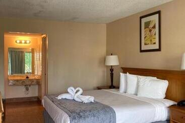 Altamonte Springs Hotel And Suites