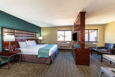 هتل Baymont By Wyndham Copley Akron