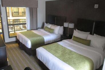 فندق Best Western Harvest Inn & Suites