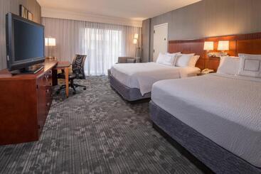 酒店 Courtyard By Marriott Fairfax Fair Oaks