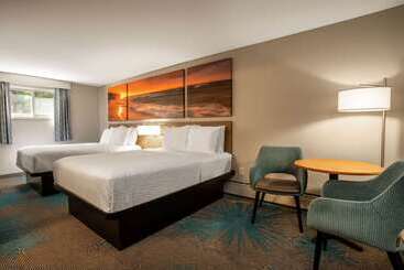 فندق Days Inn By Wyndham Marquette