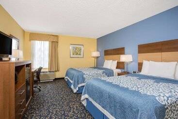 هتل Days Inn By Wyndham Raleighairportresearch Triangle Park