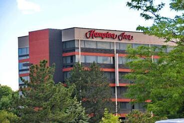 Отель Hampton Inn Denver West Federal Center