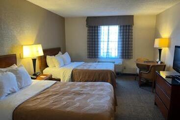 酒店 Quality Inn University Area