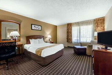 هتل Quality Inn & Suites Sevierville  Pigeon Forge