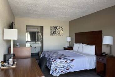 فندق Red Roof Inn Lagrange