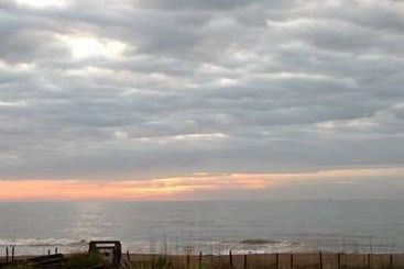 一軒屋 Summer Winds