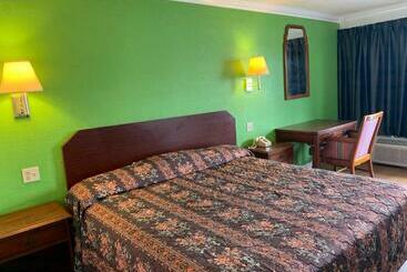 هتل Baton Rouge West Inn
