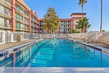 호텔 Developer Inn Downtown Orlando, a Baymont by Wyndham