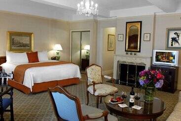 Elysee By Library Hotel Collection