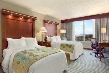 酒店 Hilton Fort Lauderdale Airport
