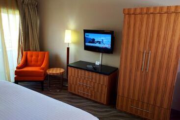 Porto Vista Hotel In Little Italy