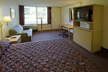 هتل Americas Best Value Inn Norfolk Airport Area