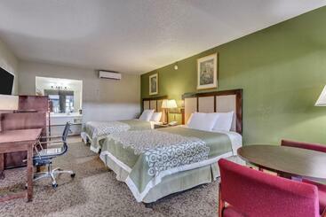 هتل Days Inn By Wyndham Ogden