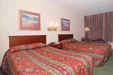 ホテル Econo Lodge Inn & Suites