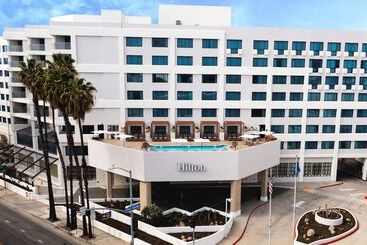 Hilton Santa Monica Hotel & Suites