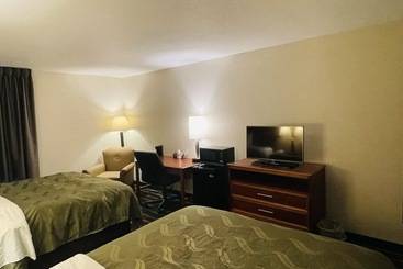Отель Quality Inn