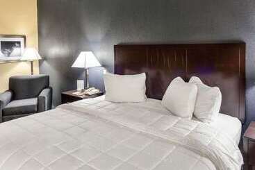 리조트 Quality Inn
