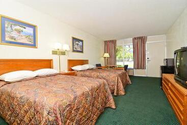 ホテル Americas Best Value Inn Wilson