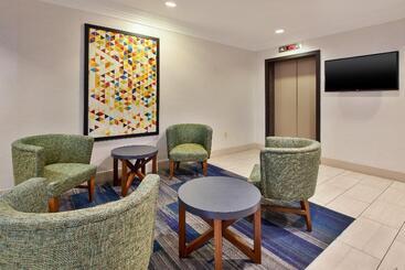 فندق Holiday Inn Express Philadelphia Midtown, An Ihg