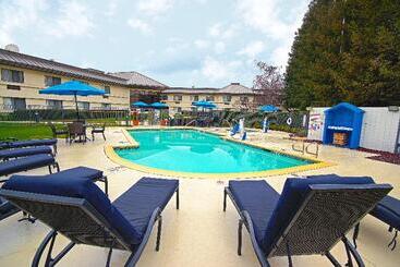 فندق Holiday Inn Express Walnut Creek, An Ihg
