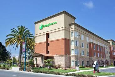 호텔 Holiday Inn Oakland Airport, An Ihg