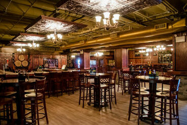 هتل Park Inn Harrisburg West