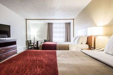 酒店 Quality Inn & Suites Winter Park Village Area