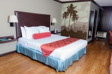 هتل The Dixie Hollywood