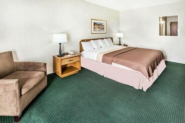Howard Johnson Hotel