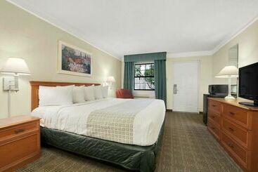 فندق Baymont By Wyndham Longview