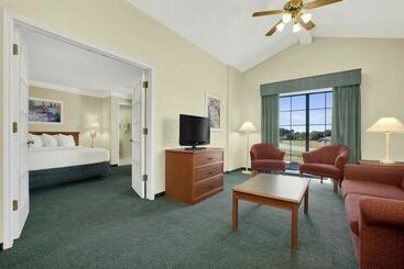 هتل Baymont By Wyndham Longview