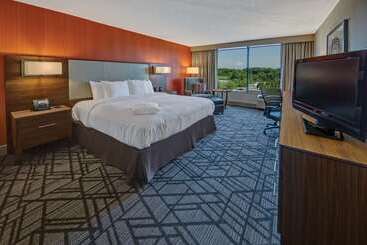 호텔 Hilton Knoxville Airport