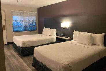 ホテル La Quinta Inn By Wyndham Bakersfield South