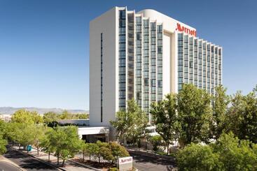 Отель Marriott Albuquerque
