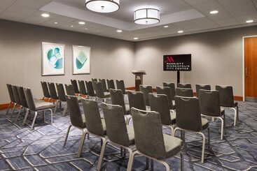 בית מלון כפרי Minneapolis Marriott City Center