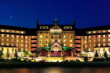 فندق Mount Airy Casino Resort   Adults Only 21 Plus