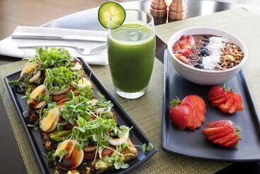 فندق Newport Beach Marriott Bayview