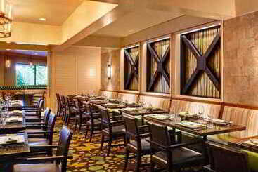 בית מלון כפרי Portland Marriott Downtown Waterfront