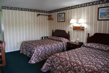 مُتل Lenox Inn