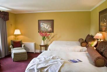 منتجع Mid Pines Inn & Golf Club 