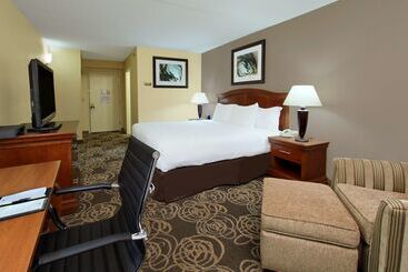 בית מלון כפרי Doubletree By Hilton  Mahwah